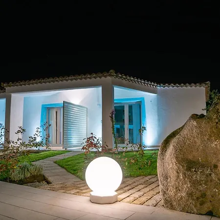 Aqua Sardinia Boutique 3*