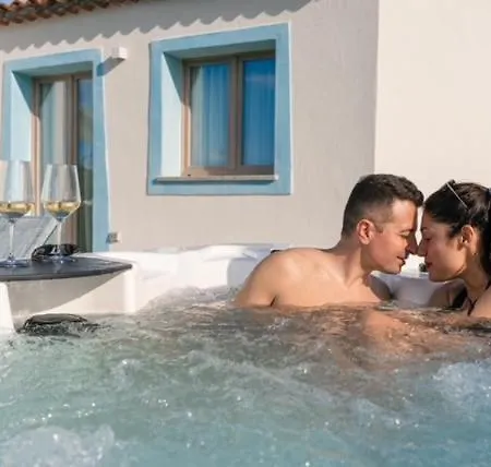 Aqua Sardinia Boutique 3*