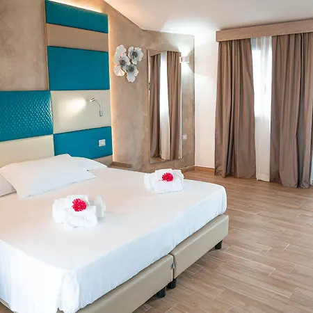 Aqua Sardinia Boutique Hotel 3*