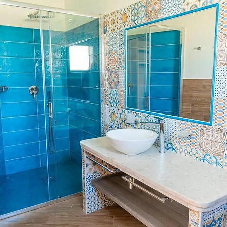 Aqua Sardinia Boutique 3* 부도니