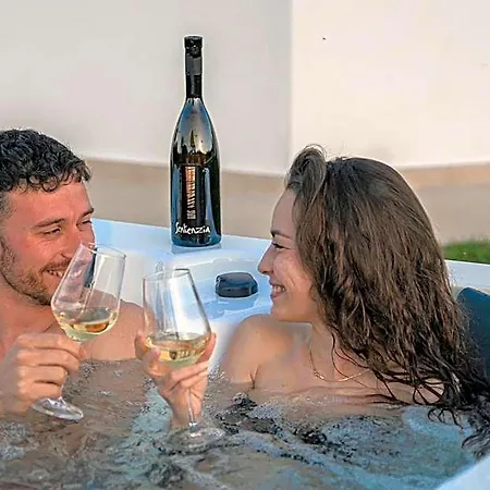 Aqua Sardinia Boutique Hotel 3*