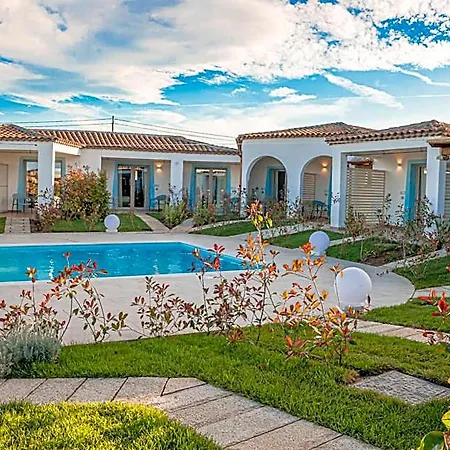 Aqua Sardinia Boutique Hotel 3*