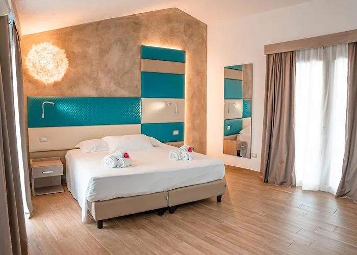 Aqua Sardinia Boutique فندق 3*