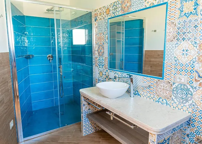 Aqua Sardinia Boutique 3* بودوني