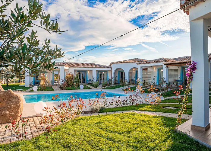 Aqua Sardinia Boutique 3*