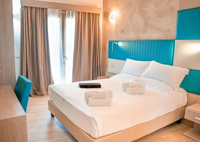 Aqua Sardinia Boutique Otel 3*